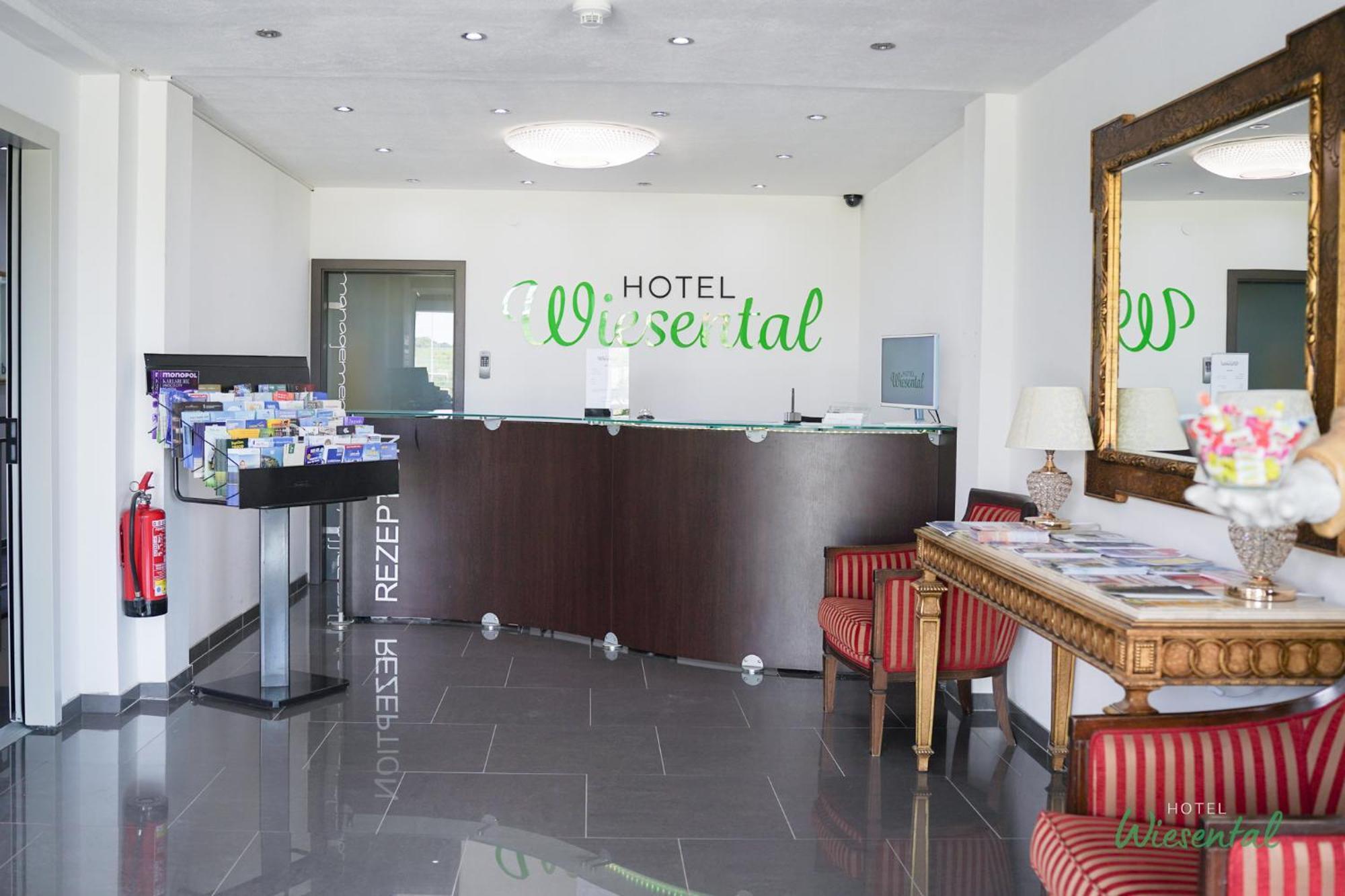 Hotel Wiesental Naehe Friedrichshafen Meckenbeuren Kültér fotó